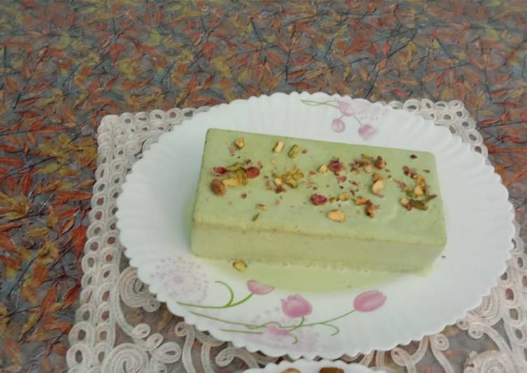 Step-by-Step Guide to Prepare Super Quick Homemade Very yummy pistachio ice cream