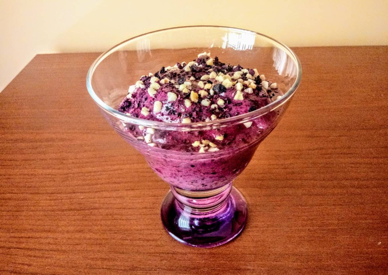 Helado de arándanos ligero y saludable