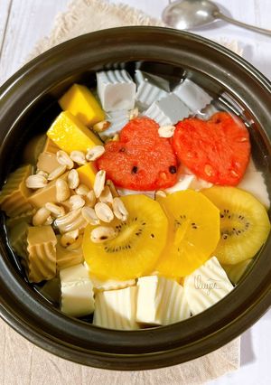 Hình của món CHÈ KHÚC BẠCH SIÊU DỄNGUYÊN LIỆU ĐƠN GIẢNBÉO, THƠM, MỊN, MÁT.