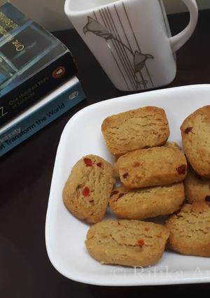 A picture of Whole wheat tutti frutti biscuit.