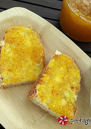 A picture of Orange marmalade by my mother.