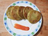 मुगडाळ पॅनकेक (Moong Dal Pancake Recipe In Marathi)