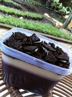 Foto resep Choco Pudding with Vla Vanilla and Oreo Crust Box
