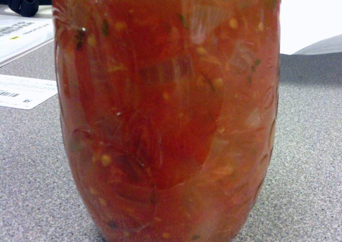 How to Prepare Quick Medium tomatoe Salsa