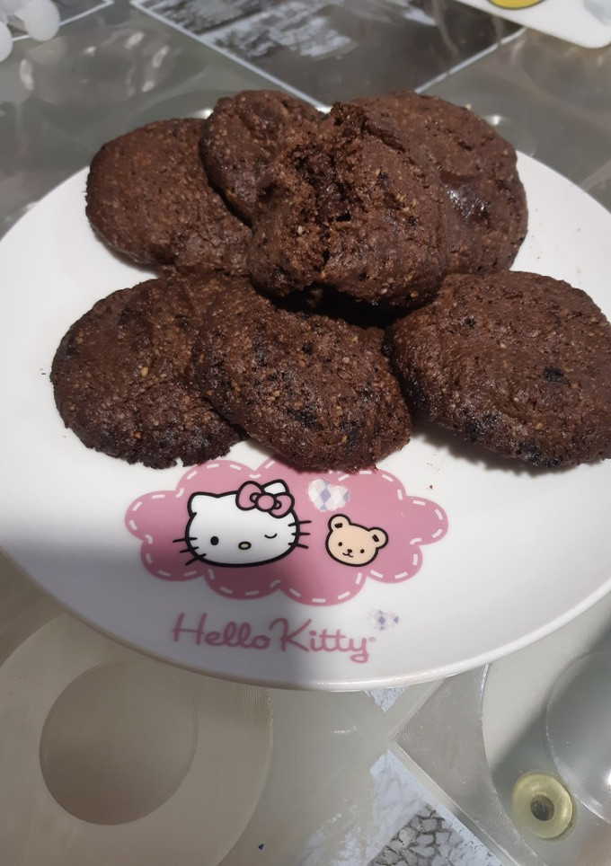 Una foto de Cookies de chocolate y nueces