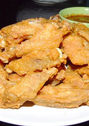 รูปของ ปีกไก่ทอดน้ำปลา 2