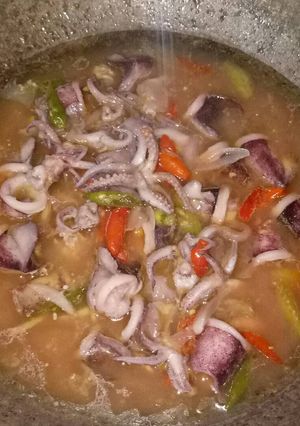 Foto resep Tumis cumi kuah pedas