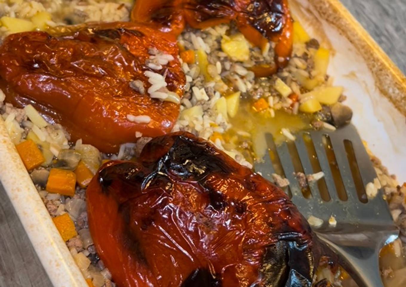 Pimientos rellenos (receta de mi familia de Macedonia)🌶🍅🥕🧅🧄