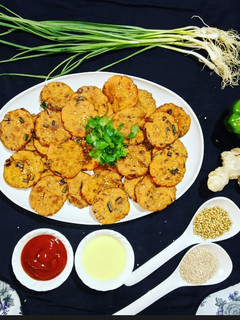 જુવાર ના વડા(Jowar vada Recipe in Gujarati) રેસીપી મુખ્ય ફોટો