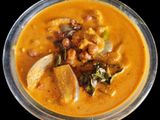 முளைக்கட்டிய கடலை, கத்தரிக்காய் மசாலா குழம்பு  (Sprouted Chana,brinjal masala gravy)