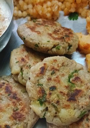 A picture of Raw banana cutlets.