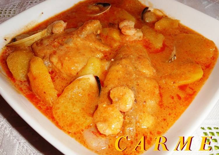 Rape con patatas, almejas y gambitas