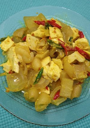 Foto resep Kikil Tahu Bumbu Kuning