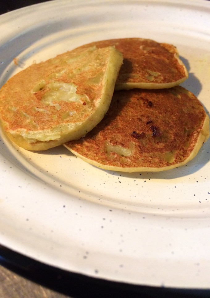 Una foto de Hotcakes de pollo y verduras