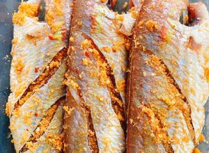 Hình của món Cá Hường Muối Sả Ớt.