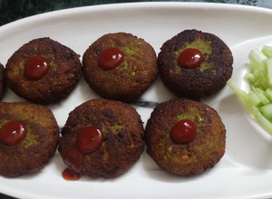A picture of Green Peas Falafel Tikki.