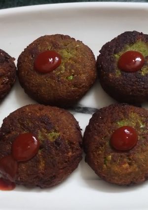 A picture of Green Peas Falafel Tikki.