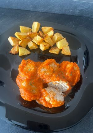 Una foto de Albóndigas en salsa de tomate