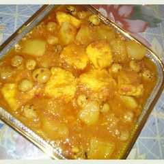 A picture of Paneer Aloo.