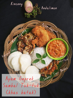 Foto resep Ayam Geprek Sambal Tuk-tuk (khas batak)