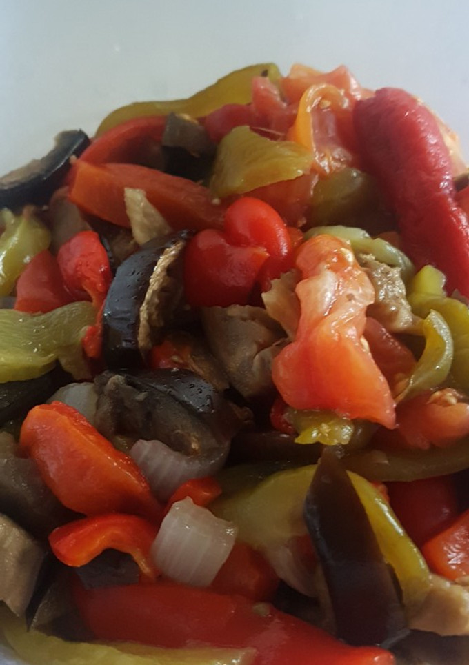 Una foto de Ensalada de verduras asadas