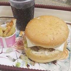 A picture of Shami Burger.