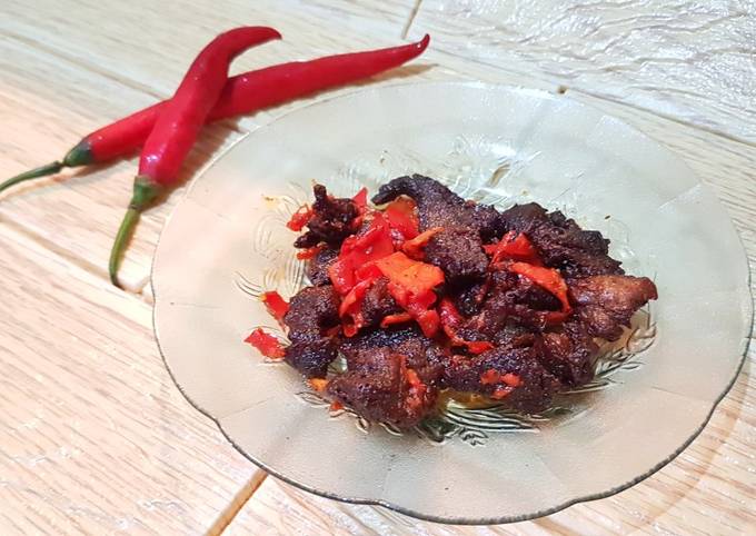 Balado daging kering khas minang