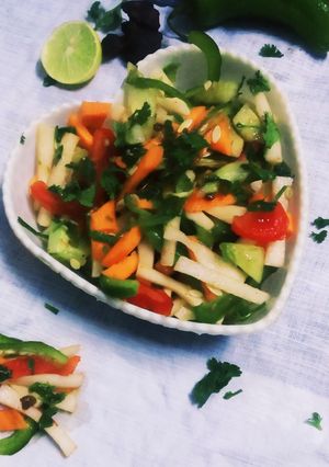 A picture of Chatpata Kachumber Salad.