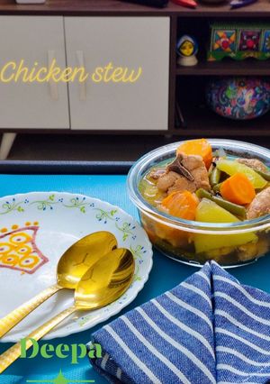 A picture of Chicken Stew Bengali Style.