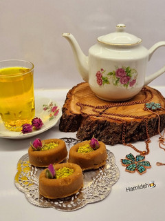 عکسی از دستور رنگینک قالبی مغزدار (دسر رمضان)🥰