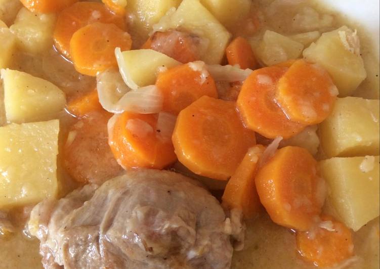 Sauté de veau aux carottes et pommes de terre au cookeo