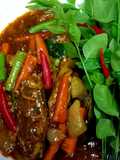 ผัดเผ็ดปลากระป๋อง