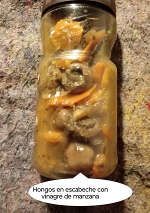 Una foto de Hongos en Escabeche con Vinagre de Manzana