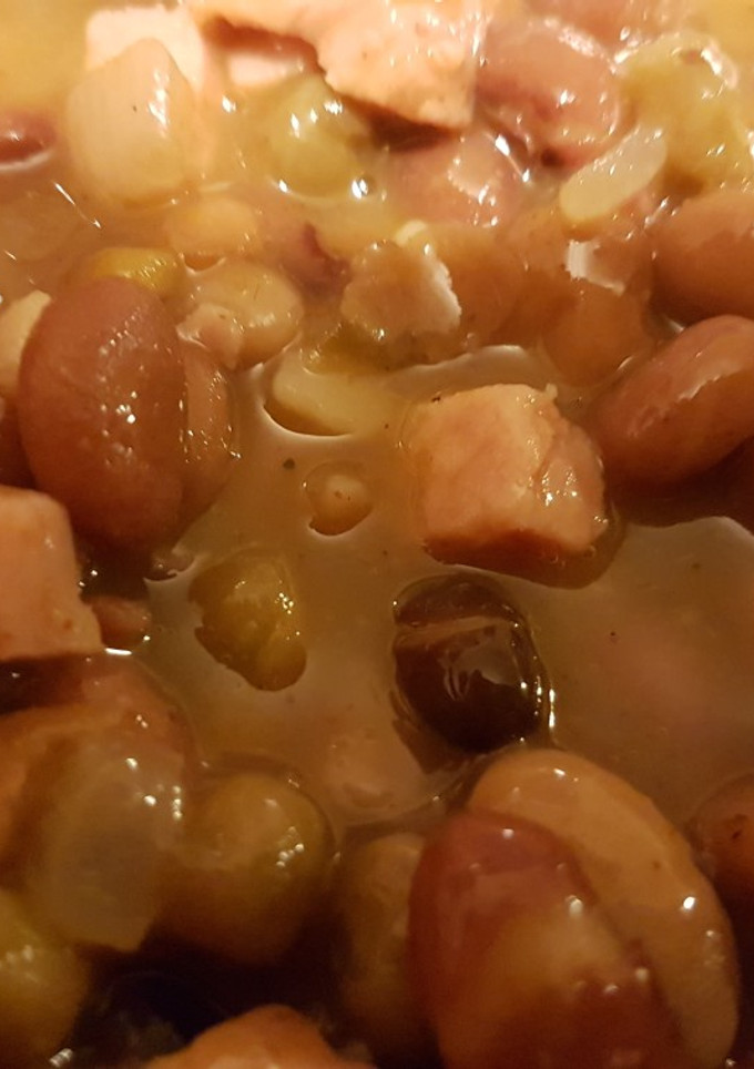 A picture of Ham and Beans.