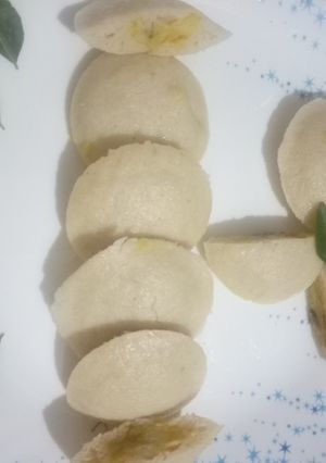 मल्टी ग्रेन स्टफ इडली (Multi grain stuff idli recipe in Hindi) रेसिपी मुख्य फोटो