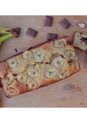 Omlós és puha banánkenyér csokidarabokkal🍌🍫 recept fotója