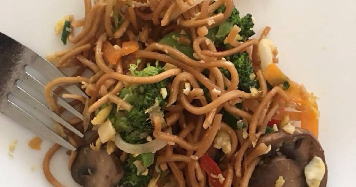 Fried Hong Kong Mee Recipe by Preethi Mohandass - Cookpad