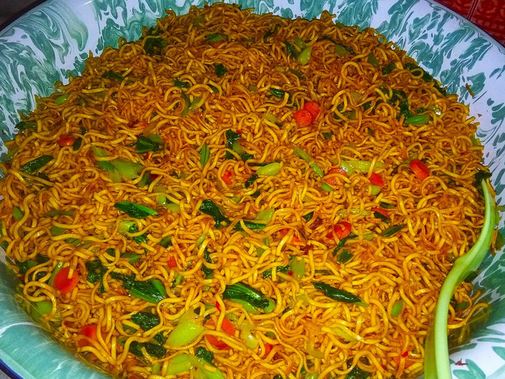 Langkah Mudah untuk Membuat Mie goreng sederhana yang Enak Banget