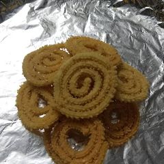 A picture of Murukku.