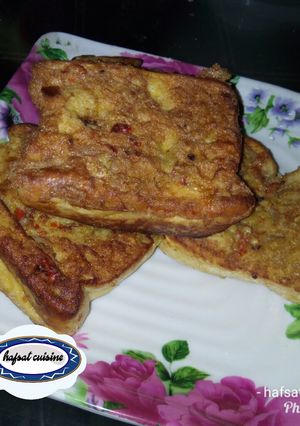 A picture of Bread and egg.