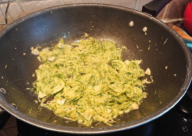Step-by-Step Guide to Prepare Ultimate Stir Fried Courgettes
