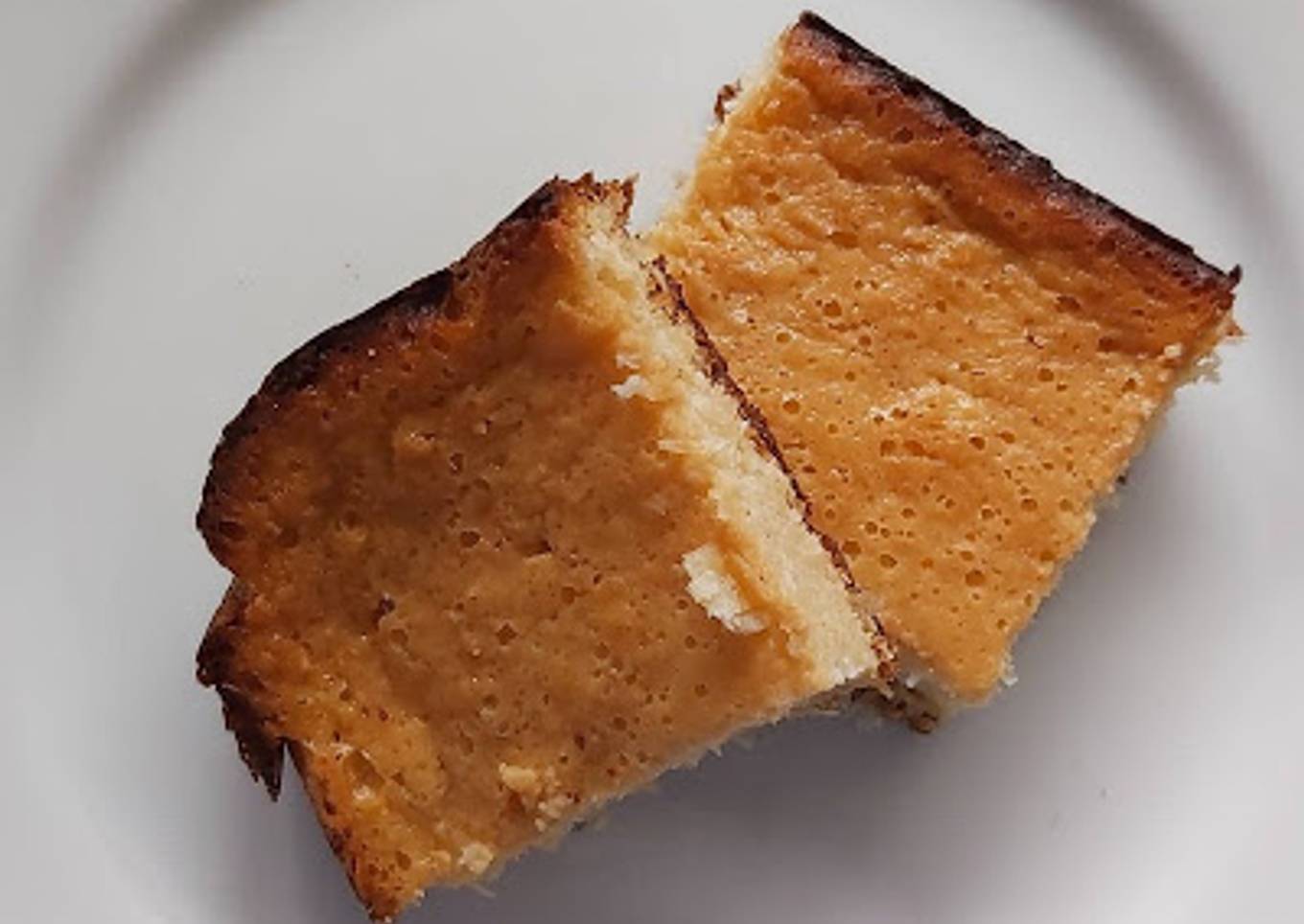 Pan de elote con solo cuatro ingredientes