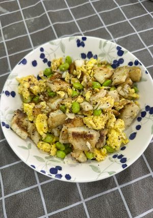 毛豆鯛魚炒蛋 的食譜成品照片