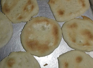 Una foto de Galletitas al agua sin levadura y sin royal