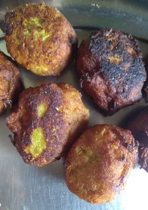 ডালের পকোড়া (daler pakora recipe in Bengali) রেসিপির প্রধান ছবি