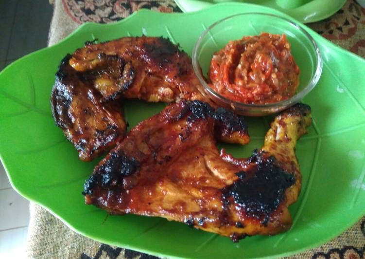 Resep Ayam Bakar Teflon Sambal Terasi oleh Bubu Kinanti ...