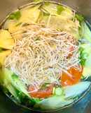 Canh chua với giá đơn giản vô cùng