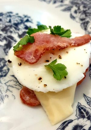 A picture of Easy delicious breakfast.