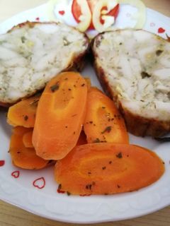 Zsályás sárgarépa köret recept fotója