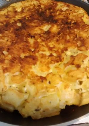 Una foto de Tortilla de papa (opcional: rellena)